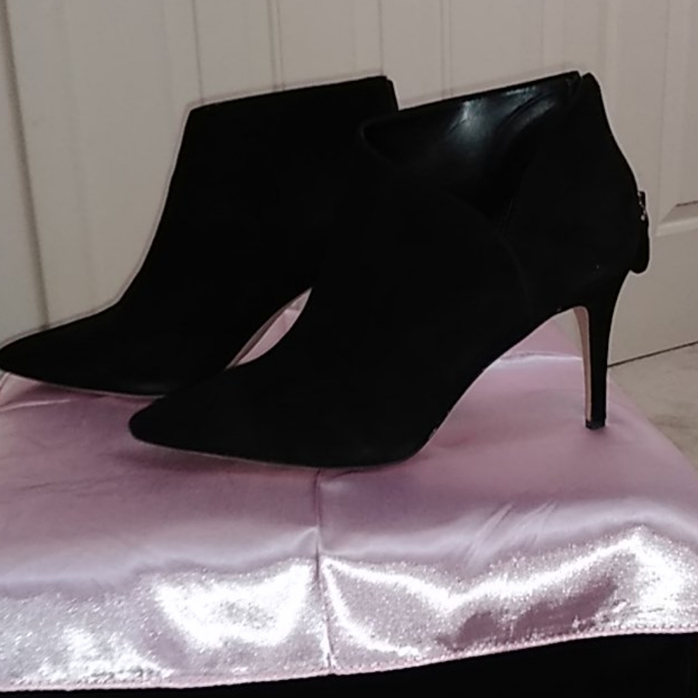 Black kid suede 4" Ankle Boots Enzo Angiolini